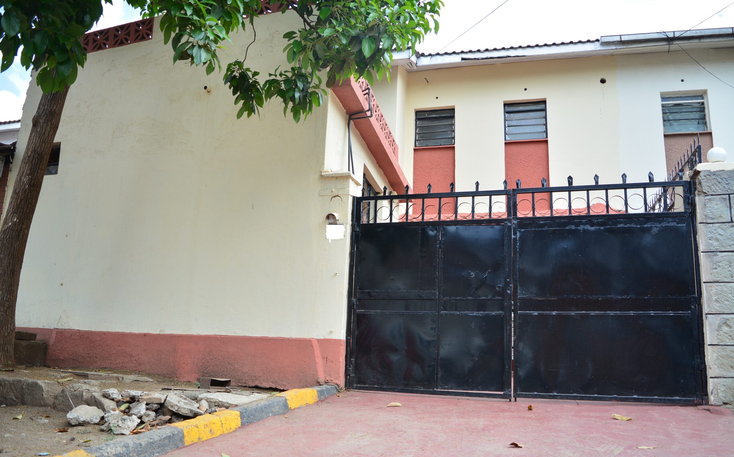 3 Br Maisonette, Master Ensute + Dsq FOR SALE