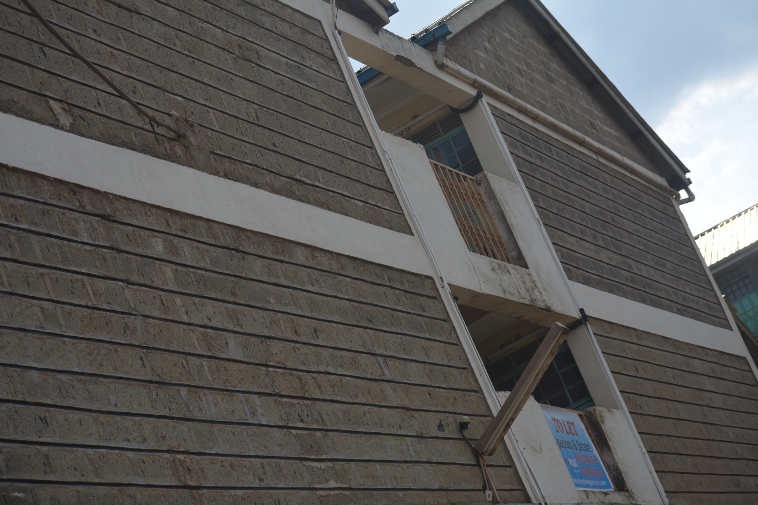 3-Storey Apartment FOR SALE – Juja
