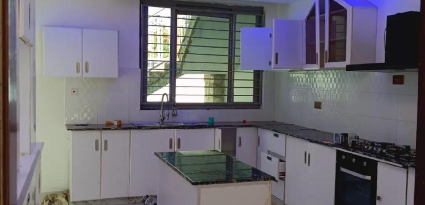 5 Br Flat Roof Bungalow